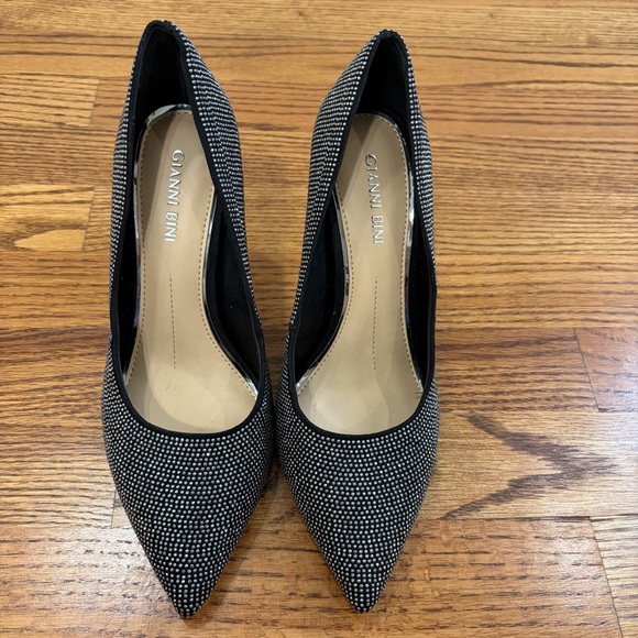 NWOB Gianni Bini Embellished Stilettos - Picture 7 of 9